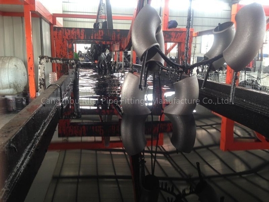 Phụ kiện hàn mông 1/2 'màu đen P245GH Thép carbon 45 độ Bán kính dài khuỷu tay