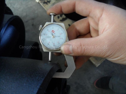 Bán kính dài liền mạch 90 độ Uốn cong Kích thước lớn 45180 độ SCH40 CS Ống khuỷu